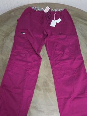 Bright Fuchsia Drawstring Cargo Scrub Pants with Floral Trim Size Large Tall